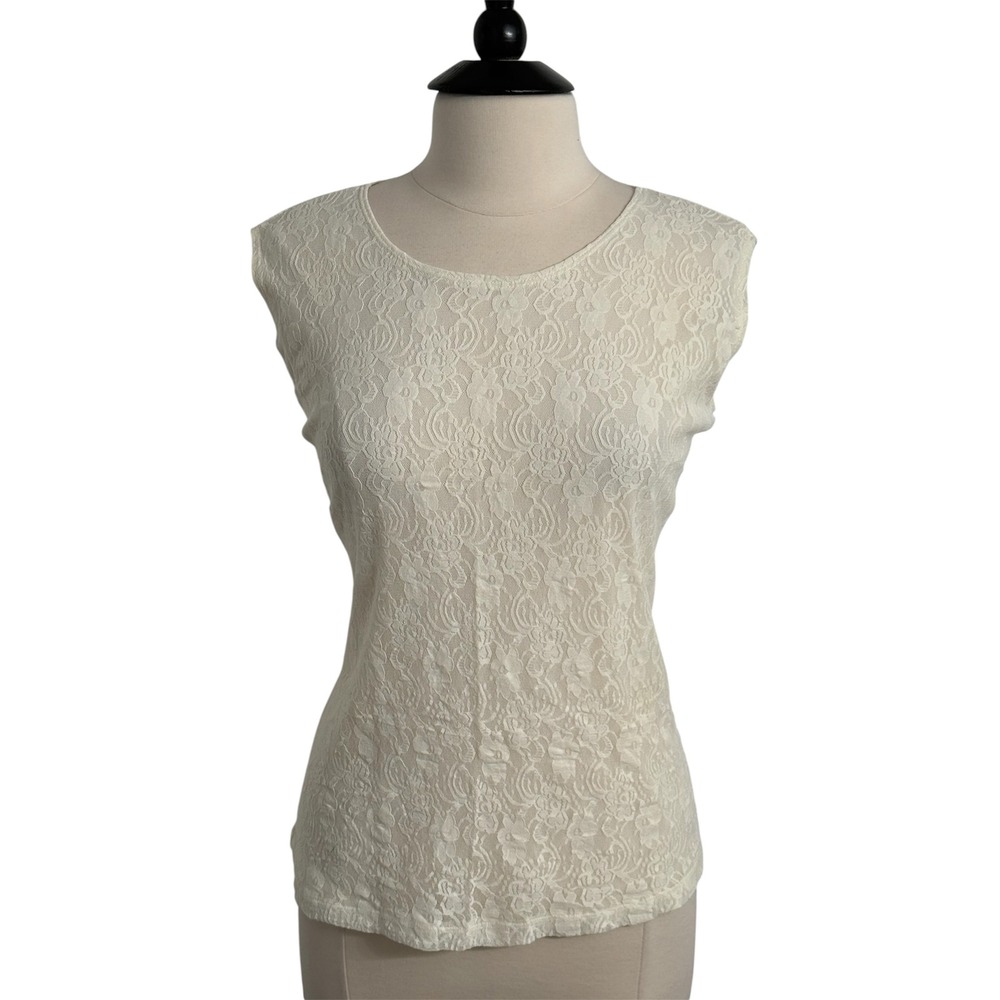 Impressions Women's Y2K Sleeveless Scoop Neckline Floral Stretch Lace Top